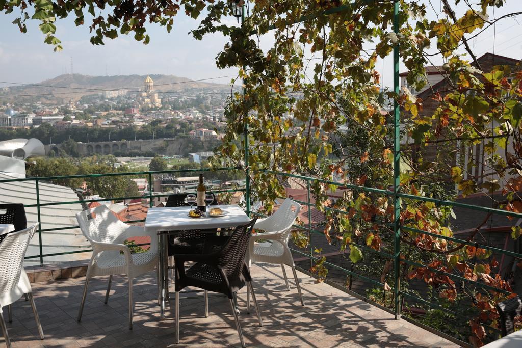 Cherdachok Tbilisi Bagian luar foto